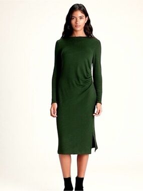 Banana Republic Ruched biast cut dress